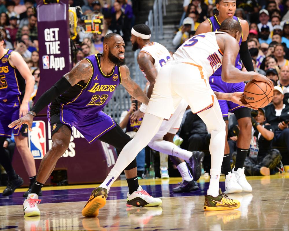 双线作战中 双线作战中